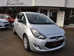 Silber Gebraucht 2011 Hyundai ix20 Kleinwagen | 5.990 € (Fairer Preis)