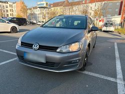 Grau Gebraucht 2014 VW Golf VII Kombi | 5.150 € (Etwas zu teuer)