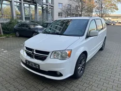 Weiß Gebraucht 2018 Dodge Grand Caravan Van / Kleinbus | 18.500 € (Fairer Preis)