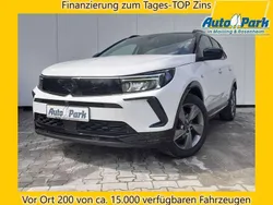 Weiß / dach schwarz Gebraucht 2023 Opel Grandland X SUV | 26.577 € (Fairer Preis)