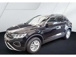 Schwarz Gebraucht 2024 VW T-Roc Life SUV | 23.908 € (Fairer Preis)