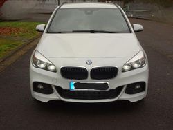 Weiß Gebraucht 2016 BMW 220 Active Tourer M Sport Van / Kleinbus | 17.200 € (Fairer Preis)