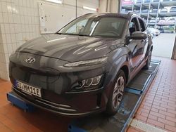 Schwarz dark knight / mic (metallic) Gebraucht 2023 Hyundai Kona Trend SUV | 18.800 € (Guter Preis)