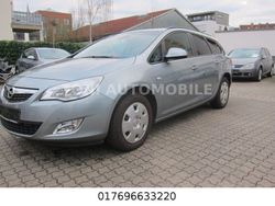 Grau Gebraucht 2011 Opel Astra Selection Kombi | 5.999 € (Etwas zu teuer)
