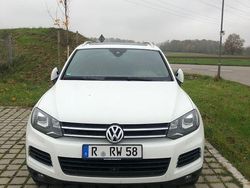 Weiß Gebraucht 2011 VW Touareg Exclusive SUV | 12.000 € (Teuer)