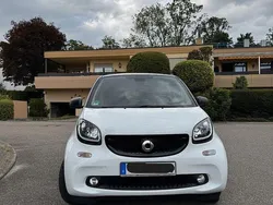 Weiß Gebraucht 2018 Smart ForTwo Coupé Coupé | 9.400 € (Fairer Preis)