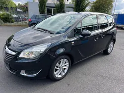 Schwarz Gebraucht 2017 Opel Meriva Active Van / Kleinbus | 6.900 € (Fairer Preis)