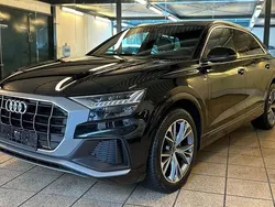 Schwarz Gebraucht 2022 Audi Q8 S-line plus SUV | 58.450 €