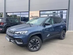Blue shade metallic clear coat Gebraucht 2024 Jeep Compass SUV | 40.790 €