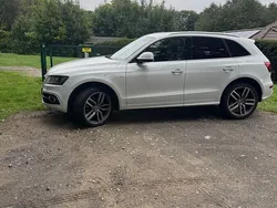 Weiß Gebraucht 2015 Audi Q5 Ambiente SUV | 19.500 € (Fairer Preis)