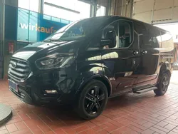 Schwarz Gebraucht 2020 Ford Tourneo Custom Titanium X Van / Kleinbus | 34.990 € (Superpreis)