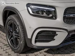 Neu 2025 Mercedes GLB200 SUV | 49.290 €