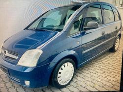 Blau Gebraucht 2003 Opel Meriva Cosmo Van / Kleinbus | 2.999 € (Teuer)