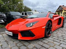 Orange Gebraucht 2015 Lamborghini Aventador | 299.999 € (Etwas zu teuer)
