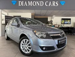 Silber Gebraucht 2004 Opel Astra Elegance Limousine | 4.990 € (Teuer)