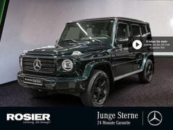 Grün / smaragdgrün (metallic) Gebraucht 2019 Mercedes G350 SUV | 105.990 € (Teuer)