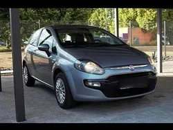 Grau Gebraucht 2011 Fiat Punto Evo Kleinwagen | 6.999 €