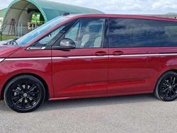 Rot Gebraucht 2024 VW T7 Style Van | 57.800 € (Fairer Preis)