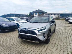 Gebraucht 2023 Toyota RAV4 Hybrid Style SUV | 36.999 € (Guter Preis)