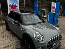 Grau Gebraucht 2018 Mini Cooper Kleinwagen | 18.199 € (Fairer Preis)