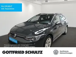 Grau Gebraucht 2022 VW Golf VIII Life Kombi | 19.500 € (Guter Preis)