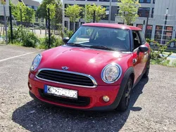 Rot Gebraucht 2011 Mini Cooper Seven Kleinwagen | 5.000 € (Fairer Preis)