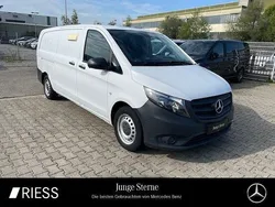 Weiß Gebraucht 2020 Mercedes Vito Van / Kleinbus | 19.016 €
