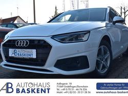 Grau Gebraucht 2024 Audi A4 Sport Kombi | 32.790 € (Fairer Preis)