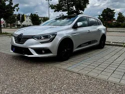 Grau Gebraucht 2017 Renault Mégane GT Line LIMITED Kombi | 10.000 € (Fairer Preis)