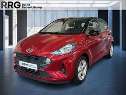 Rot/schwarz Gebraucht 2021 Hyundai i10 Trend Kleinwagen | 11.990 € (Fairer Preis)