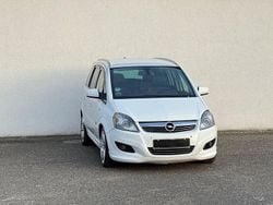 Weiß Gebraucht 2011 Opel Zafira OPC Van / Kleinbus | 2.999 € (Superpreis)