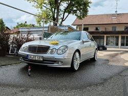 Silber Gebraucht 2003 Mercedes E500 Limousine | 7.499 € (Fairer Preis)