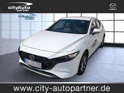 Arctic white (weiß) Gebraucht 2024 Mazda 3 Prime-Line Limousine | 22.490 € (Superpreis)