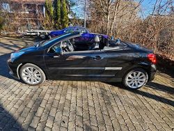 Schwarz Gebraucht 2007 Peugeot 207 CC Platinum Cabrio | 2.199 € (Fairer Preis)