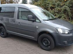 Grau Gebraucht 2015 VW Caddy Van / Kleinbus | 16.200 € (Teuer)