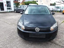 Schwarz Gebraucht 2009 VW Golf VI Limousine | 3.500 € (Etwas zu teuer)