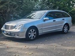 Silber Gebraucht 2005 Mercedes C180 Kombi | 5.690 € (Etwas zu teuer)