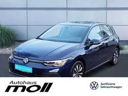 Blau Gebraucht 2024 VW Golf VIII Move Limousine | 25.990 € (Fairer Preis)