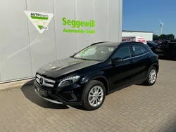 Schwarz Gebraucht 2015 Mercedes GLA200 SUV | 17.990 € (Fairer Preis)