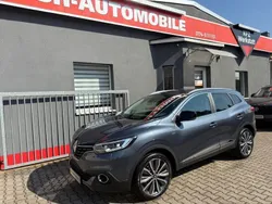 Grau Gebraucht 2016 Renault Kadjar Bose Edition SUV | 12.490 €