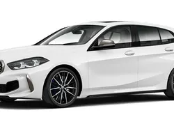 Weiß Gebraucht 2024 BMW M135 Comfort Edition Kleinwagen | 44.941 € (Etwas zu teuer)