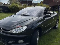 Schwarz Gebraucht 2004 Peugeot 206 CC Cabrio | 600 € (Superpreis)