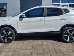 Weiß Gebraucht 2016 Nissan Qashqai N-Vision SUV | 13.500 € (Fairer Preis)