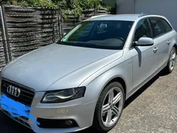 Silber Gebraucht 2010 Audi A4 Kombi | 8.900 €