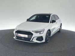 Weiß Gebraucht 2024 Audi A3 S-Line Limousine | 31.930 € (Fairer Preis)