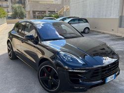 Schwarz Gebraucht 2016 Porsche Macan Turbo SUV | 40.870 € (Teuer)