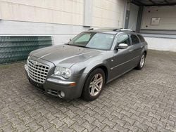 Grau Gebraucht 2006 Chrysler 300C Touring Kombi | 1.350 €