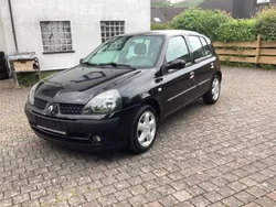 Schwarz Gebraucht 2005 Renault Clio II Authentique Limousine | 2.290 € (Fairer Preis)