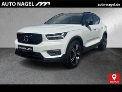 Crystal white / Gebraucht 2018 Volvo XC40 R-Design SUV | 24.900 € (Teuer)