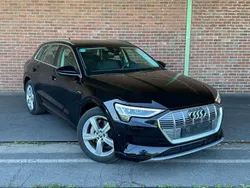 Mythosschwarz metallic Gebraucht 2019 Audi e-tron SUV | 21.100 € (Fairer Preis)